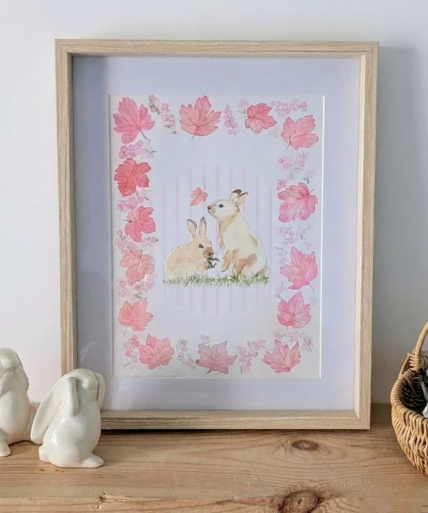 Affiche A5 de petits lapins entouré de feuillage automnal rose, pour décoration enfantine.